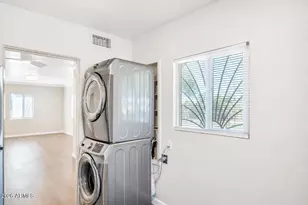 1729 E Moreland St, Phoenix, AZ 85006 - Photo 9