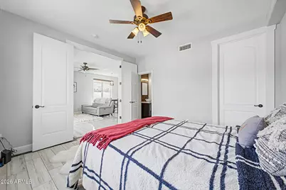 1750 E Ocotillo Road #4, Phoenix, AZ 85016 - Photo 11
