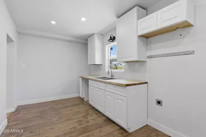 270 S Sutherland Street, Globe, AZ 85501 - Photo 21