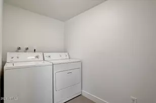 8404 N 32nd Ave Ave, Phoenix, AZ 85051 - Photo 15