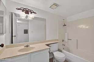 18811 N 19th Ave, Phoenix, AZ 85027 - Photo 15