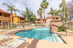 2929 W Yorkshire Dr, Phoenix, AZ 85027 - Photo 41