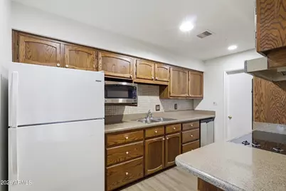 2436 W Dahlia Drive, Phoenix, AZ 85029 - Photo 9