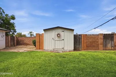 2436 W Dahlia Drive, Phoenix, AZ 85029 - Photo 37