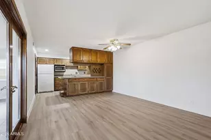 2436 W Dahlia Dr, Phoenix, AZ 85029 - Photo 7