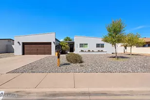 3020 E Larkspur Dr, Phoenix, AZ 85032 - Photo 1