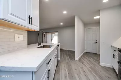 19059 N Star Ridge Drive, Sun City West, AZ 85375 - Photo 7