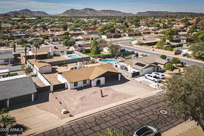 841 E Paradise Lane, Phoenix, AZ 85022 - Photo 5