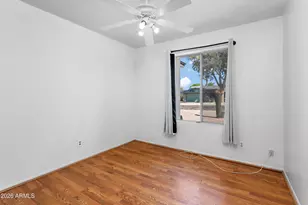 841 E Paradise Ln, Phoenix, AZ 85022 - Photo 21