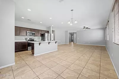 11773 W Chase Lane, Avondale, AZ 85323 - Photo 5