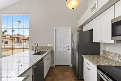 854 E Manor Drive, Chandler, AZ 85225 - Photo 13