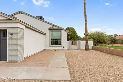 854 E Manor Drive, Chandler, AZ 85225 - Photo 7