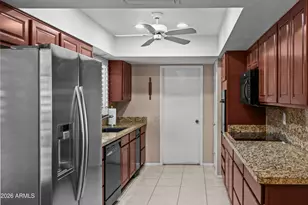 19826 N Palo Verde Dr, Sun City, AZ 85373 - Photo 11