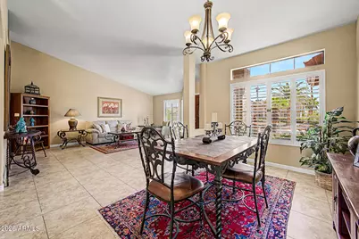 9510 W Menadota Drive, Peoria, AZ 85382 - Photo 7