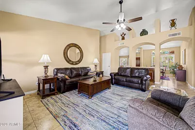 9510 W Menadota Drive, Peoria, AZ 85382 - Photo 9