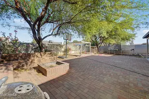 4657 N 79th Dr, Phoenix, AZ 85033 - Photo 27