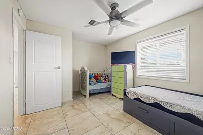 4657 N 79th Drive, Phoenix, AZ 85033 - Photo 19