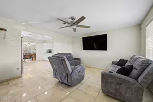 4657 N 79th Dr, Phoenix, AZ 85033 - Photo 5