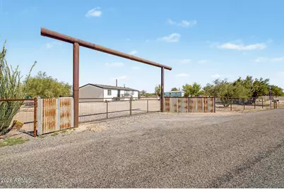 15035 N Dogwood Road, Florence, AZ 85132 - Photo 3