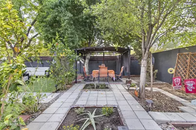 1837 E Minnezona Avenue, Phoenix, AZ 85016 - Photo 63