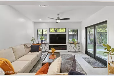 1837 E Minnezona Avenue, Phoenix, AZ 85016 - Photo 39
