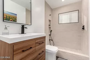 1837 E Minnezona Ave, Phoenix, AZ 85016 - Photo 9