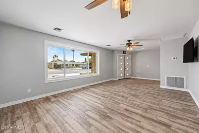4716 W Royal Palm Road, Glendale, AZ 85302 - Photo 7