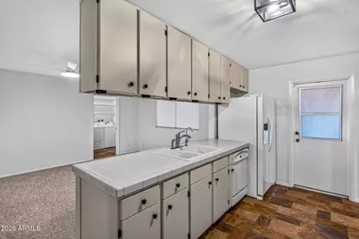 4032 W Palmaire Drive, Phoenix, AZ 85051 - Photo 13