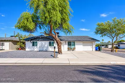 9043 N 16th Drive, Phoenix, AZ 85021 - Photo 1