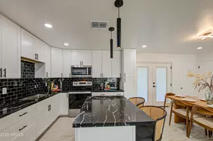 9043 N 16th Dr, Phoenix, AZ 85021 - Photo 11