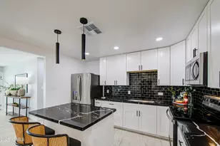 9043 N 16th Dr, Phoenix, AZ 85021 - Photo 13