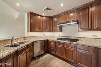 15802 N 71st Street #203, Scottsdale, AZ 85254 - Photo 9