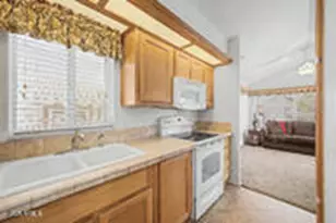 17200 W Bell Rd, Surprise, AZ 85374 - Photo 11
