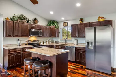 3339 Navajo Drive, Overgaard, AZ 85933 - Photo 11