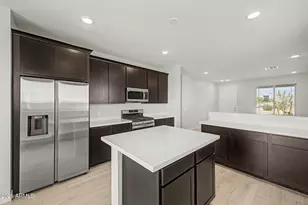 16971 W Spur Dr, Surprise, AZ 85387 - Photo 11