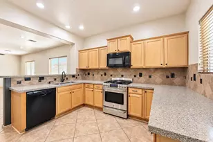 17961 W Lawrence Ln, Waddell, AZ 85355 - Photo 7