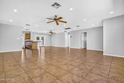619 E Diamond Drive, Tempe, AZ 85283 - Photo 7