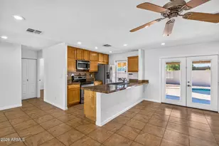 619 E Diamond Dr, Tempe, AZ 85283 - Photo 9