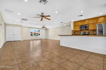 619 E Diamond Drive, Tempe, AZ 85283 - Photo 5
