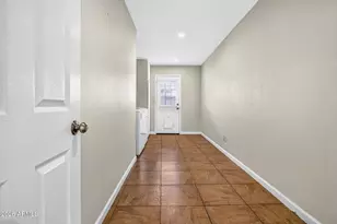 619 E Diamond Dr, Tempe, AZ 85283 - Photo 19