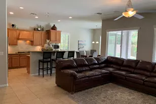1608 W White Feather Ln, Phoenix, AZ 85085 - Photo 7