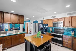 2214 W Keim Dr, Phoenix, AZ 85015 - Photo 3