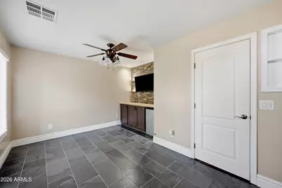 5612 S 21st Place, Phoenix, AZ 85040 - Photo 13