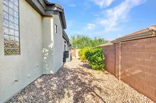 41810 N Signal Hill Ct, Anthem, AZ 85086 - Photo 57