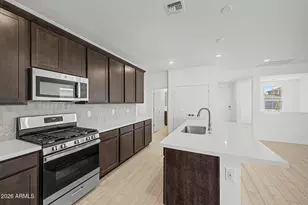 16976 W Buckhorn Trl, Surprise, AZ 85387 - Photo 13