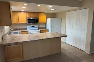 532 E 4th Pl, Mesa, AZ 85203 - Photo 5