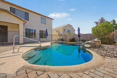 10418 W Edgemont Drive, Avondale, AZ 85392 - Photo 5