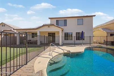 10418 W Edgemont Drive, Avondale, AZ 85392 - Photo 7