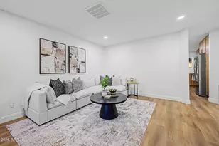 20450 N 14th Ln, Phoenix, AZ 85027 - Photo 5