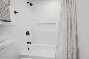 20450 N 14th Ln, Phoenix, AZ 85027 - Photo 25